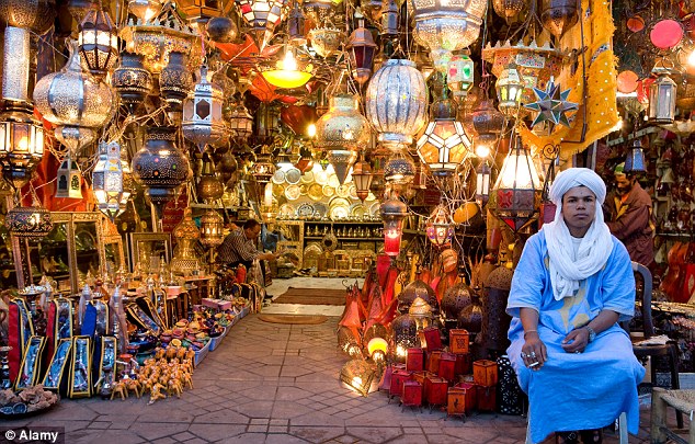 <br />
<b>Warning</b>: Undefined variable $i in <b>/home/bestridefg/www/app/Views/public/show_single.php</b> on line <b>70</b><br />
Admirer la beauté magique des villes du sud marocain en 3 jours
